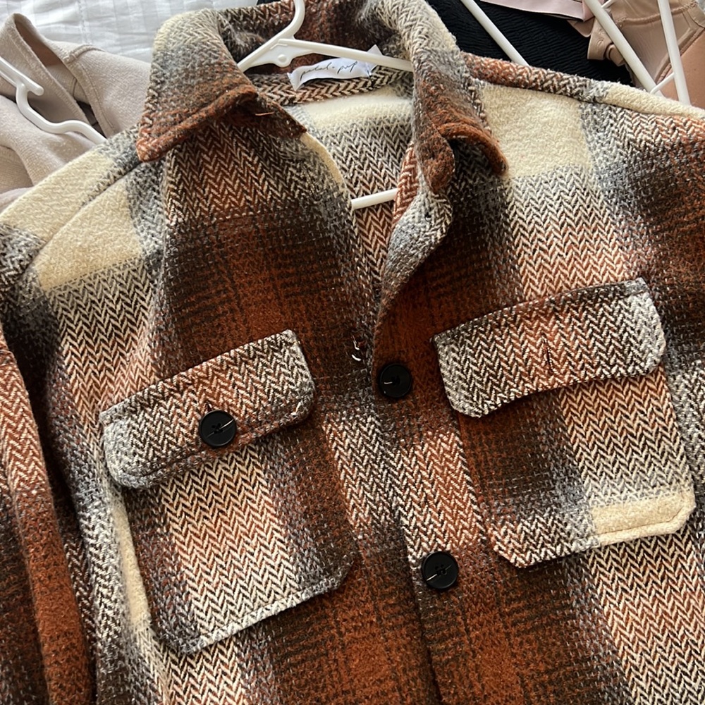 Flannel shacket - Picture 2 of 4